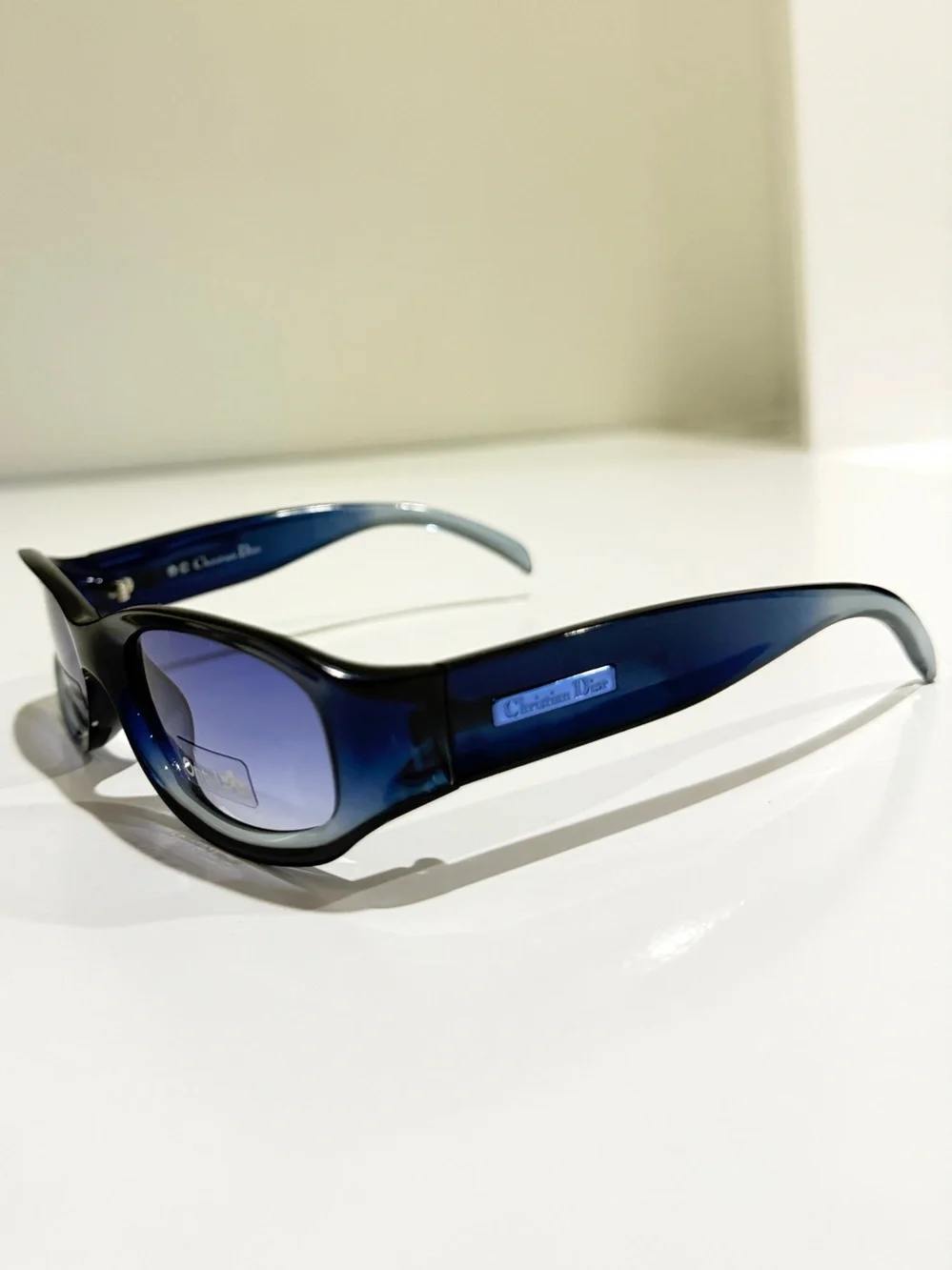 Vtg Christian Dior Chrystel 54Z Blue Gradient Sunglasses Y2K Deadstock Full Set